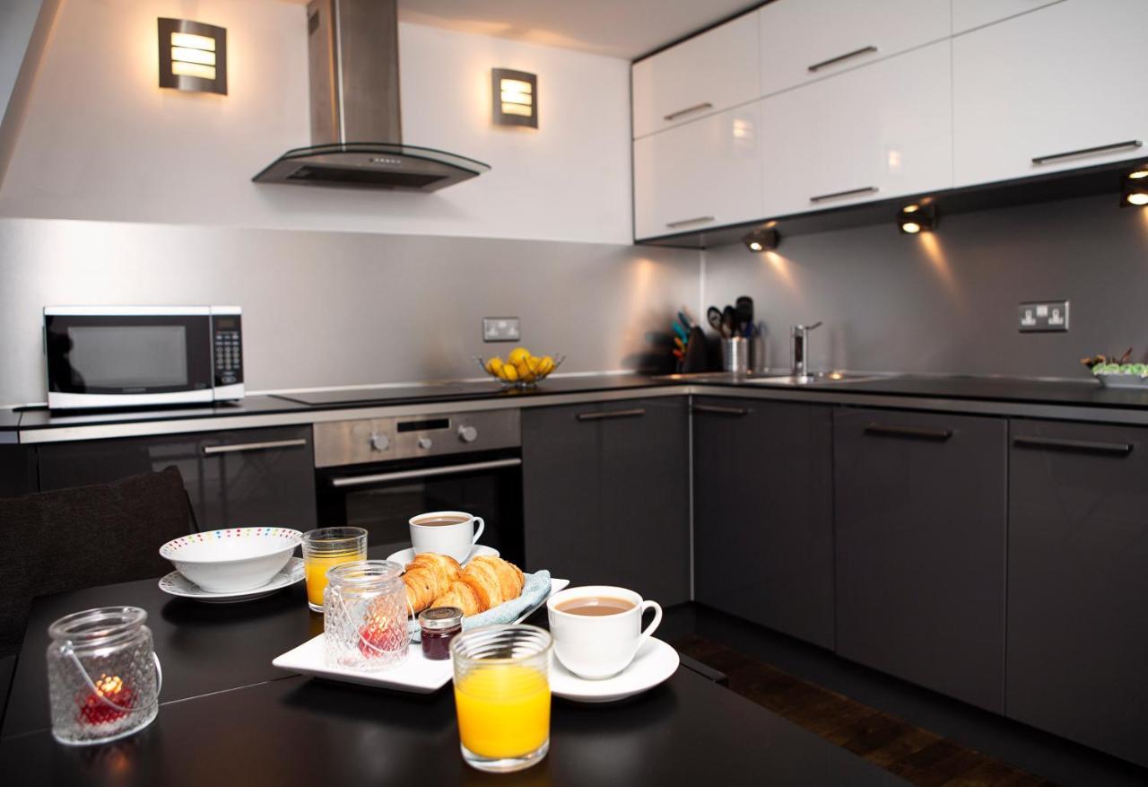 Apt 3, Trafalgar Sq Duplex, 3Rd & 4Th Floor By Indigo Flats 런던 외부 사진